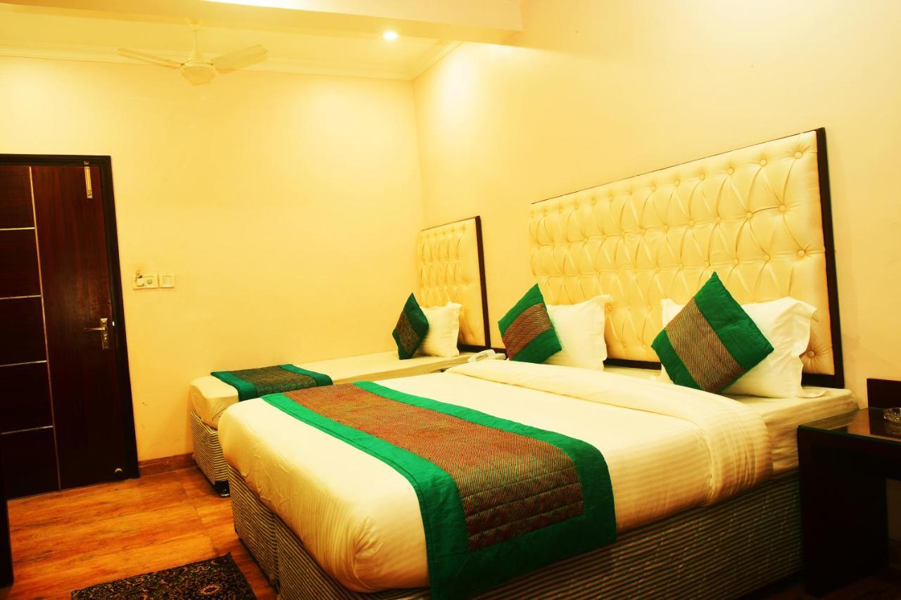 Hotel Kabeer New Delhi @ New Delhi Railway Station Екстериор снимка
