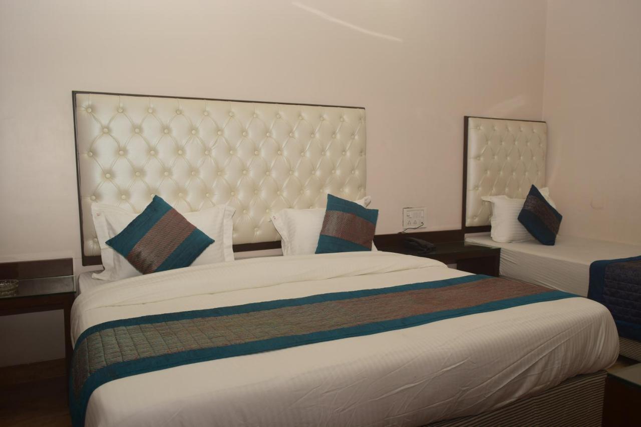 Hotel Kabeer New Delhi @ New Delhi Railway Station Екстериор снимка