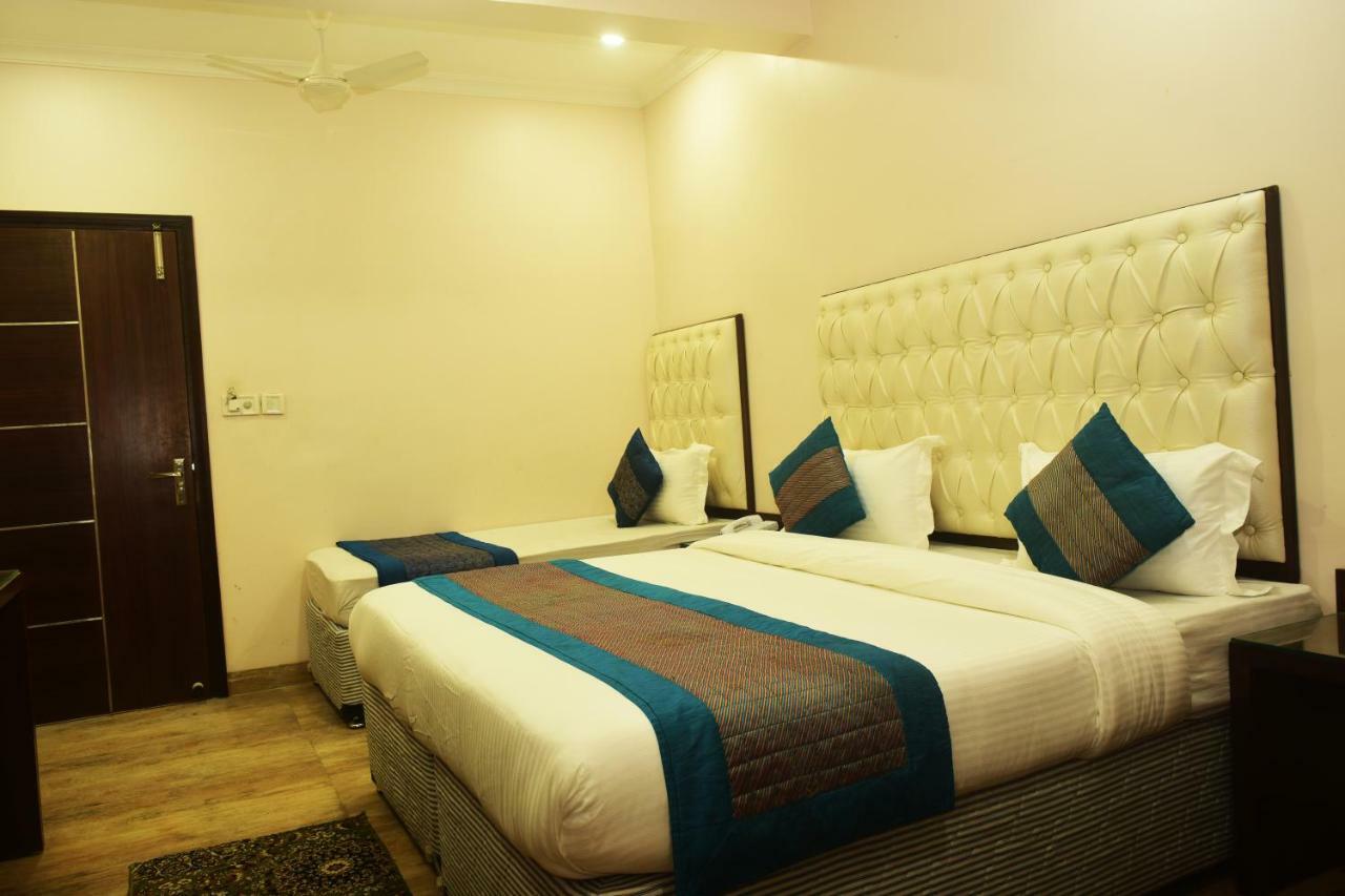 Hotel Kabeer New Delhi @ New Delhi Railway Station Екстериор снимка