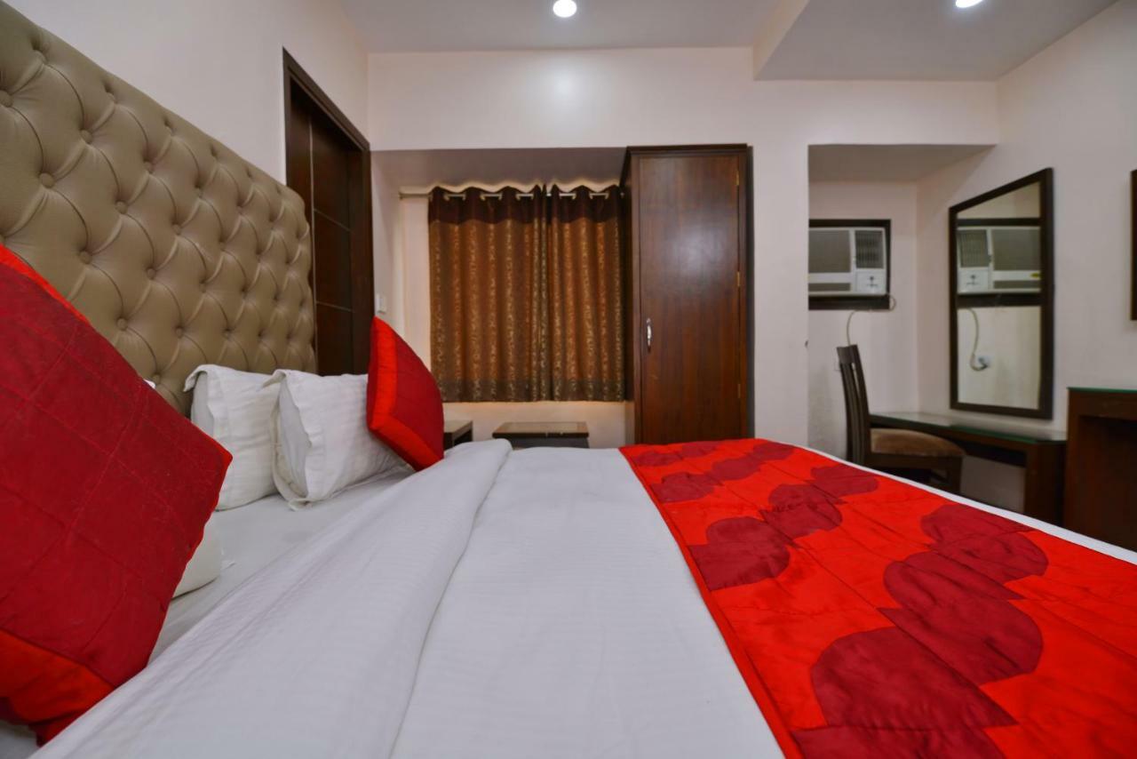 Hotel Kabeer New Delhi @ New Delhi Railway Station Екстериор снимка