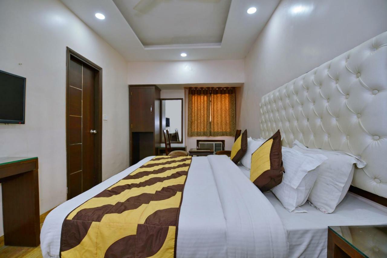 Hotel Kabeer New Delhi @ New Delhi Railway Station Екстериор снимка