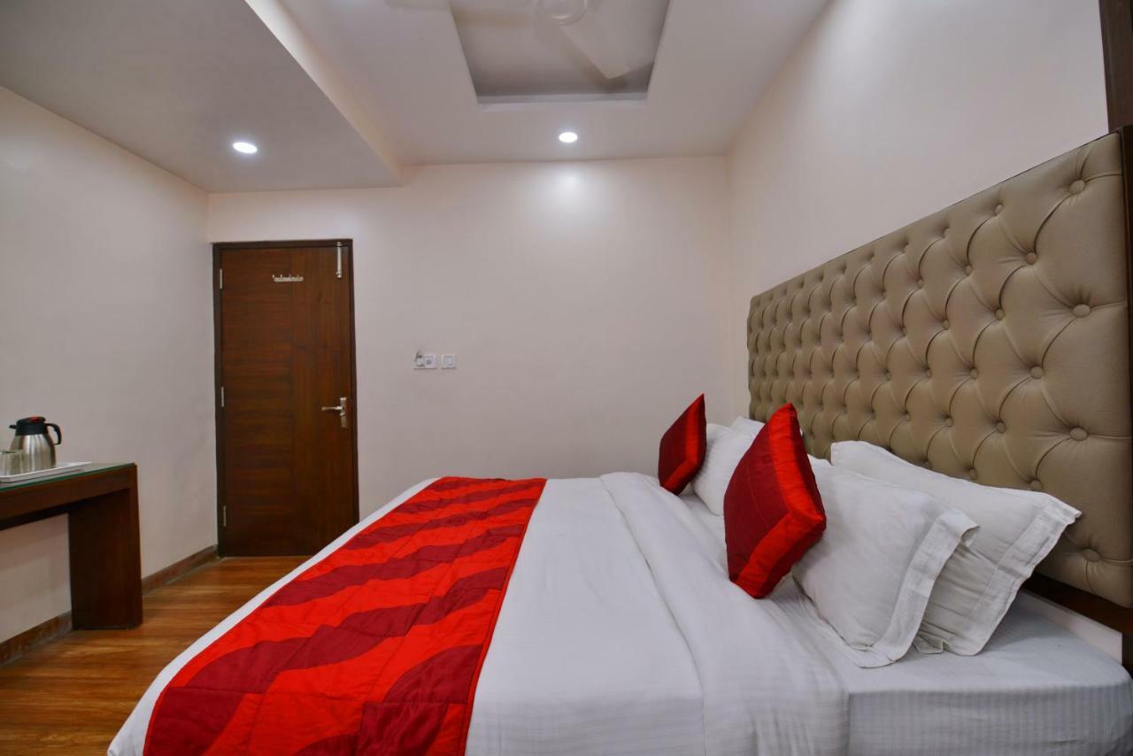 Hotel Kabeer New Delhi @ New Delhi Railway Station Екстериор снимка